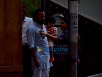 Saif Ali Khan, Taimur Ali Khan, Soha Ali Khan, Inaaya and Sharmila Tagore snapped at Saif's house