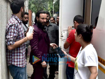 Saif Ali Khan and Rohan Mehra shooting for their flim 'Baazaar' in Bandra