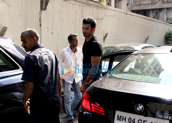 sanjay dutt alia bhatt and aditya roy kapur snapped at vishesh flims office 4