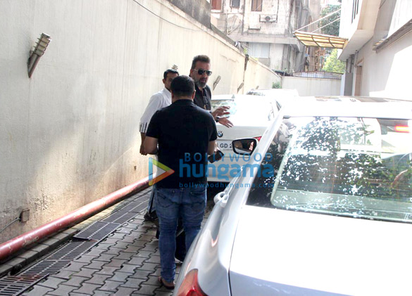 sanjay dutt alia bhatt and aditya roy kapur snapped at vishesh flims office 5