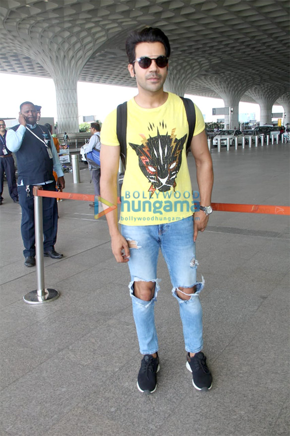 shah rukh khan sunny leone rajkummar rao and others snapped at the airport 1