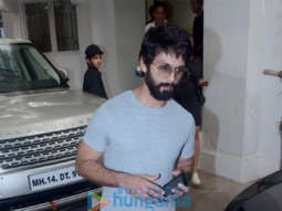 Shahid Kapoor and Tusshar Kapoor spotted in Juhu