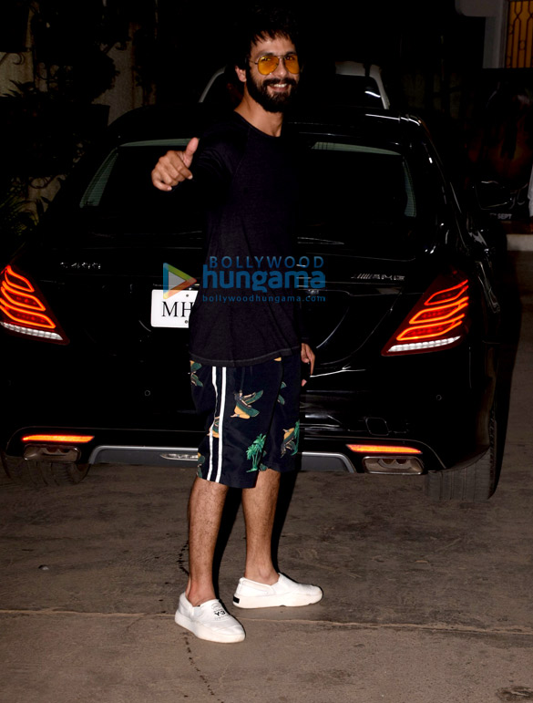 shahid kapoor snapped at sunny super sound 3 3