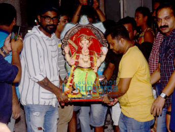 Shilpa Shetty, Raj Kundra and Remo D'souza bring Ganpati at their residence