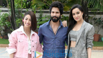 Shraddha Kapoor, Shahid Kapoor and Yami Gautam snapped during Batti Gul Meter Chalu promotions at Sea Princess Hotel in Juhu