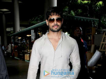 Sidharth Malhotra, Shraddha Kapoor and Gauahar khan snapped at the airport