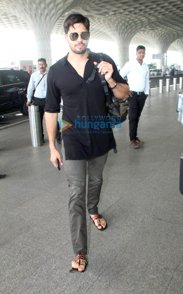 sidharth malhotra parineeti chopra and others snapped at airport 1