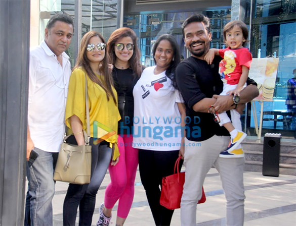 sohail khan arbaaz khan salim khan and family snapped post lunch at bkc