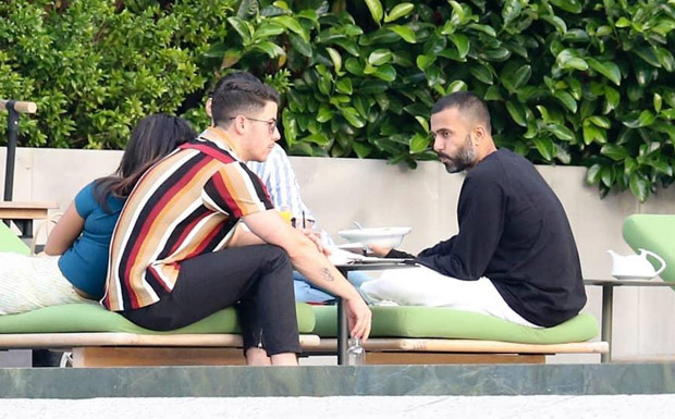 Sonam Kapoor - Anand Ahuja enjoy downtime with newly engaged Priyanka Chopra - Nick Jonas at Lake Camo in Italy Sonam Kapoor - Anand Ahuja enjoy downtime with newly engaged Priyanka Chopra - Nick Jonas at Lake Camo in Italy