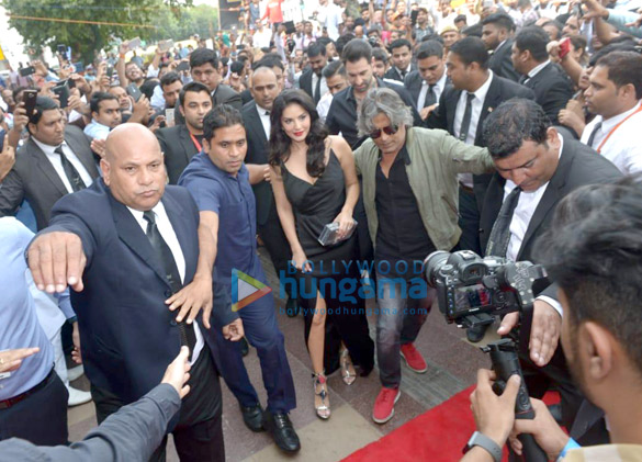 sunny leone unveils her wax statue madame tussauds delhi 3