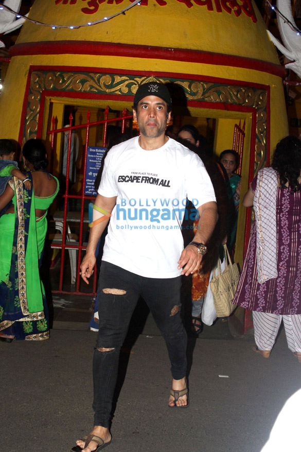 Tusshar Kapoor snapped at Shree Mukteshwar Temple Tusshar Kapoor snapped at Shree Mukteshwar Temple