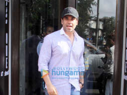 Tusshar Kapoor spotted at Bastian
