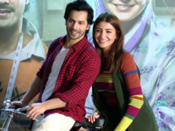 Varun Dhawan & Anushka Sharma recreate Sui Dhaaga’s iconic cycle poster
