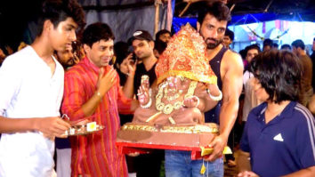 Sonu Sood visits Pandal For Ganpati Bappa