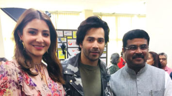Varun Dhawan – Anushka Sharma signed as ambassadors of Skill India Campaign