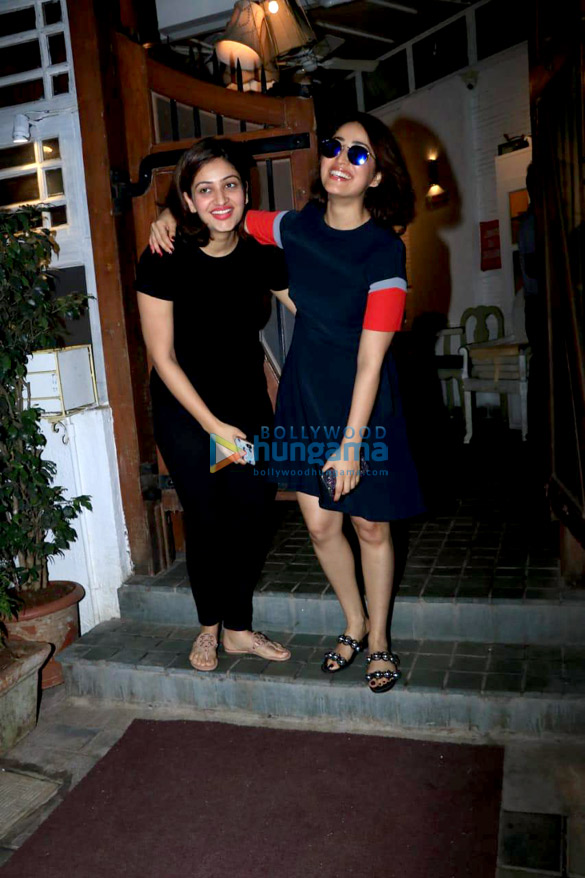 yami gautam and surilie gautam spotted at fable in juhu 3
