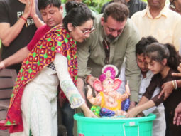 Ganpati Visarjan by Sanjay Dutt & Family
