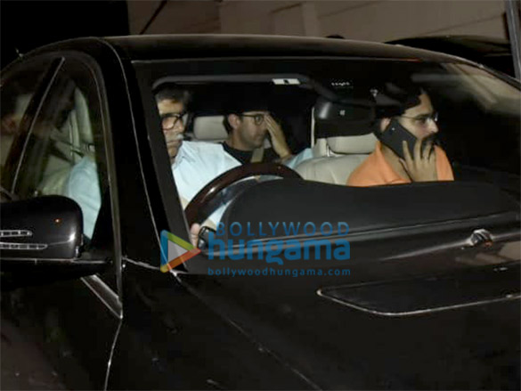 aamir khan spotted in bandra for dubbing 3