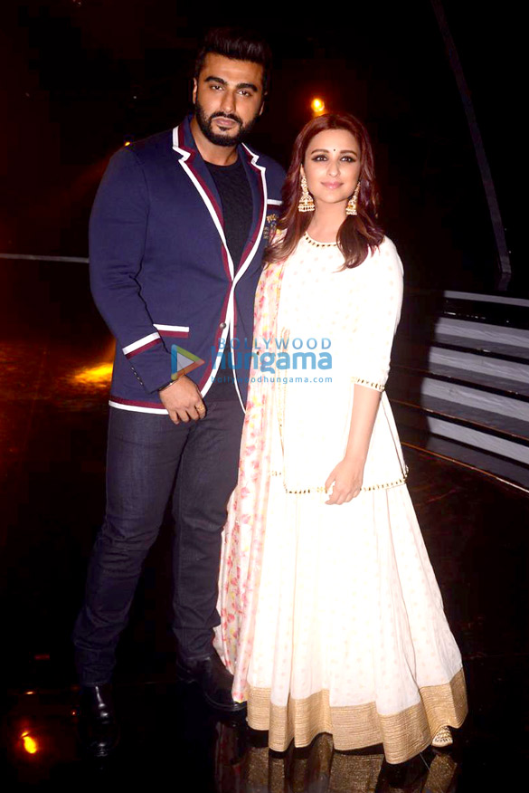Arjun Kapoor & Parineeti Chopra promote Namaste England at Indian Idol Arjun Kapoor & Parineeti Chopra promote Namaste England at Indian Idol