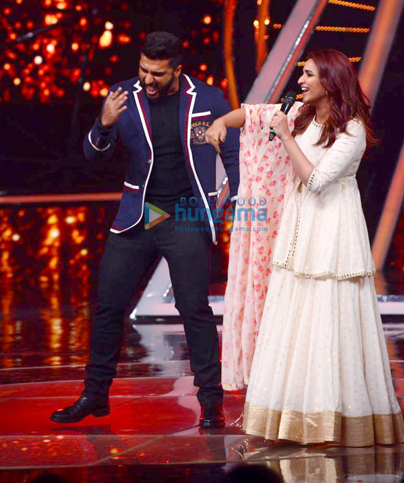 arjun kapoor parineeti chopra promote namaste england at indian idol 6