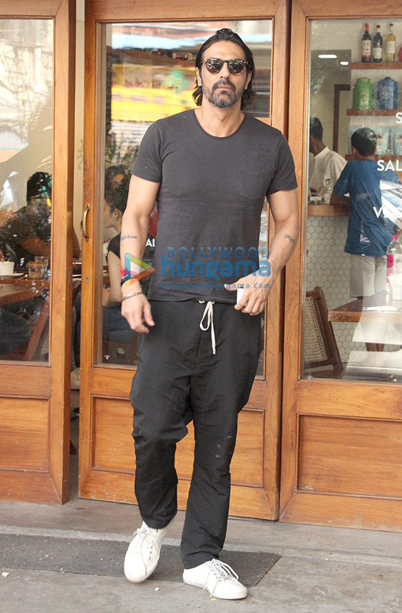 arjun rampal snapped at sequel 2