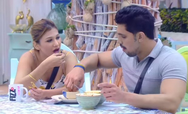 Bigg Boss 12 Anup Jalota ANGRY with Jasleen Matharu for getting cozy with Shivashish, Surbhi Rana calls out her double standards (watch video)