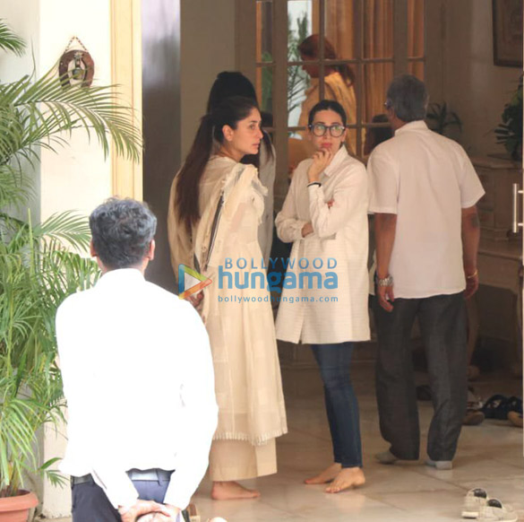 celebs arrive at krishna raj kapoors residence to pay their last respects4 1