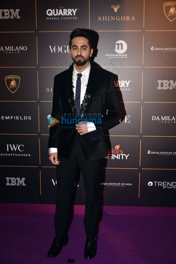 celebs grace the vogue women of the year awards 2018 37
