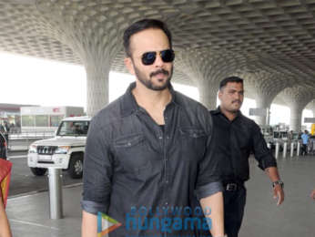 Deepika Padukone, Kartik Aaryan and others snapped at the airport
