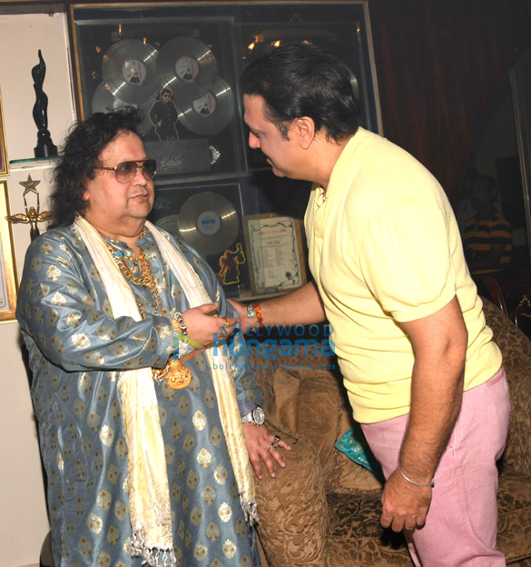 govinda hollywood actress lauren maddox and other celebs grace lakshmi puja at bappi lahiris residence 2