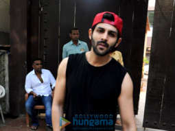 Kartik Aaryan snapped at the gym