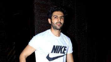 Kartik Aaryan spotted in Juhu