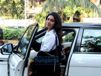 Khushi Kapoor snapped post salon session in Juhu