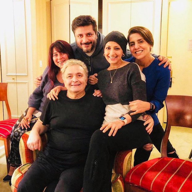 Priyanka Chopra, Rishi Kapoor, Anupam Kher and Neetu Kapoor meet Sonali Bendre in New York
