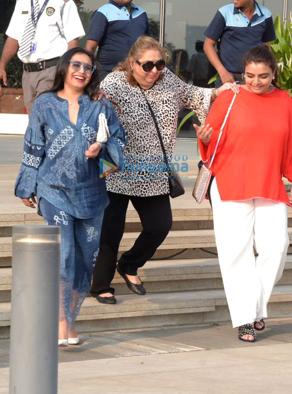 rani mukerji snapped with her friends at bkc 2