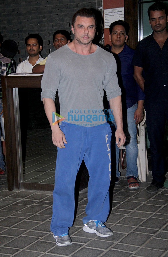 salman khan varun dhawan and others grace aayush sharmas birthday bash 7