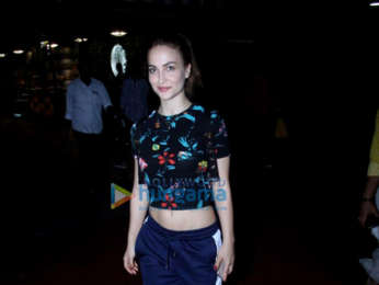 Shah Rukh Khan, Kajol, Sonakshi Sinha and others snapped at the airport
