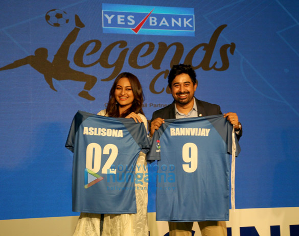 sonakshi sinha and rannvijay singh snapped at a football event at race course 4
