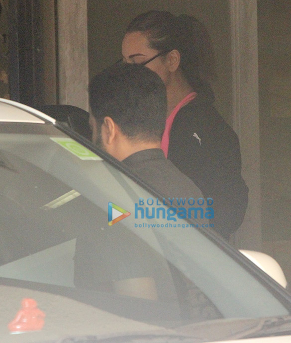 sonakshi sinha snapped outside a gym 2