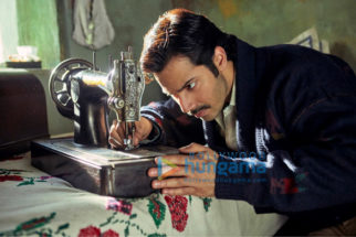 Movie Stills Of The Movie Sui Dhaaga – Made In India