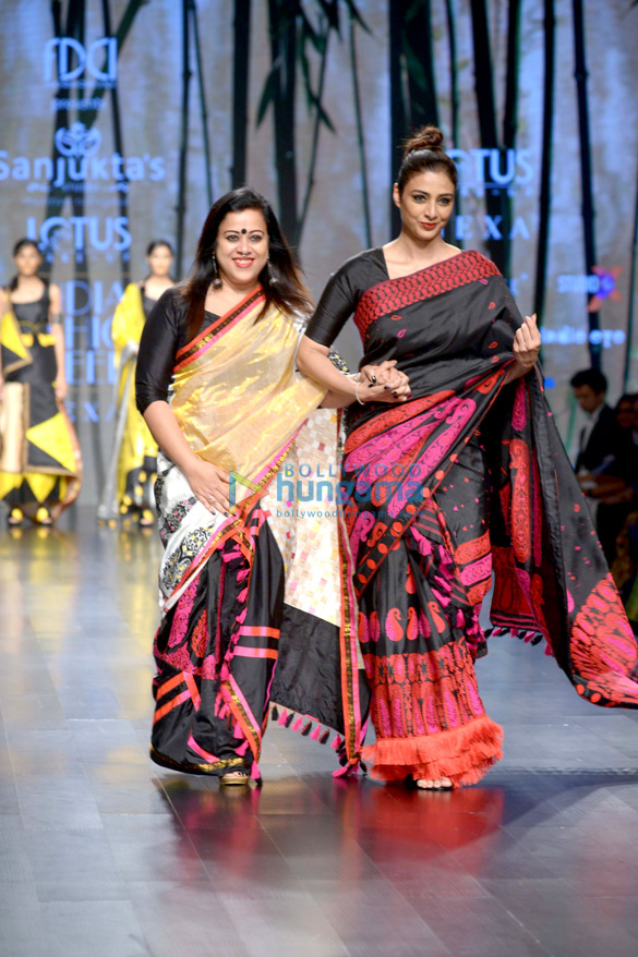 Tabu, Athiya Shetty and others walks the ramp at Lotus Make-up India Fashion Week 2018 Tabu, Athiya Shetty and others walks the ramp at Lotus Make-up India Fashion Week 2018