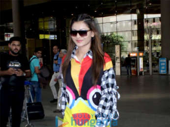 Urvashi Rautela and Javed Akhtar snapped at the airport