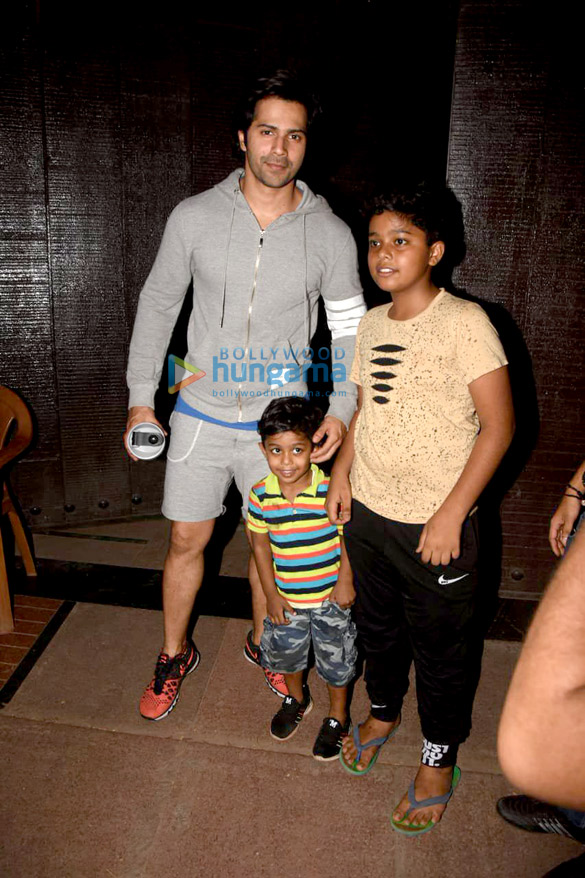 varun dhawan snapped outside a gym in juhu 5 3