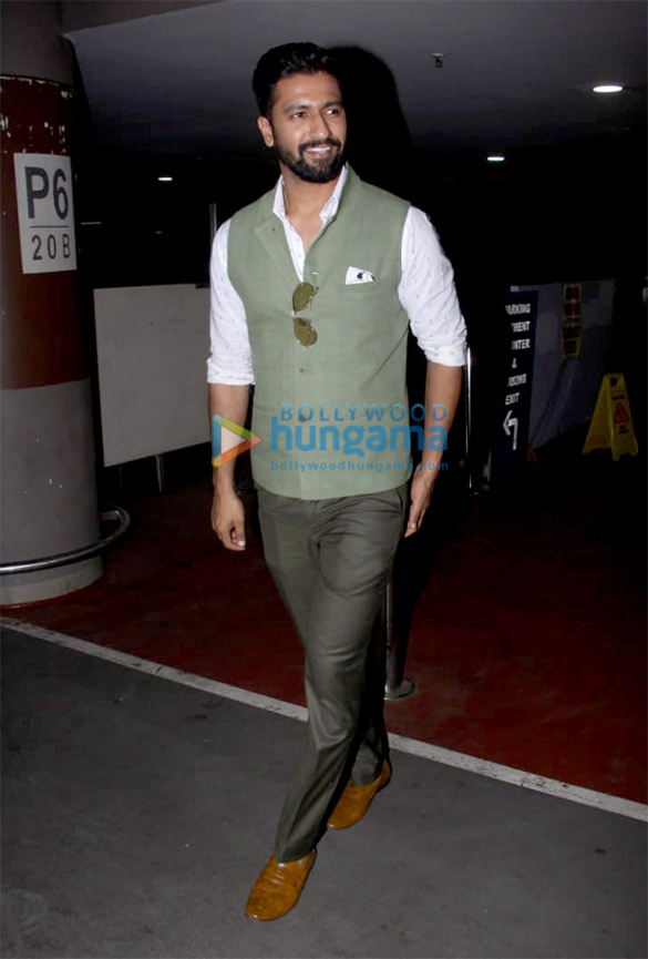 vicky kaushal spotted at the airport 3