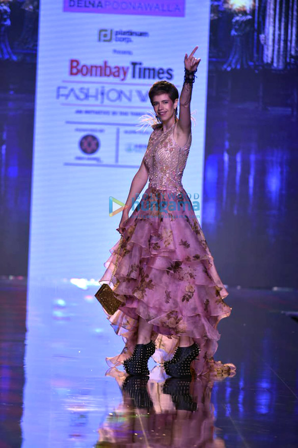 yami gautam and kalki koechlin walks the ramp at the bombay times fashion week 2018 day 5 2