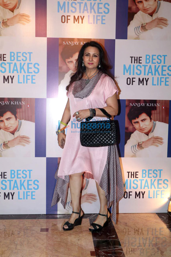 zayed khan sussanne khan hema malini and others snapped at sanjay khans book launch the best mistakes of my life 10