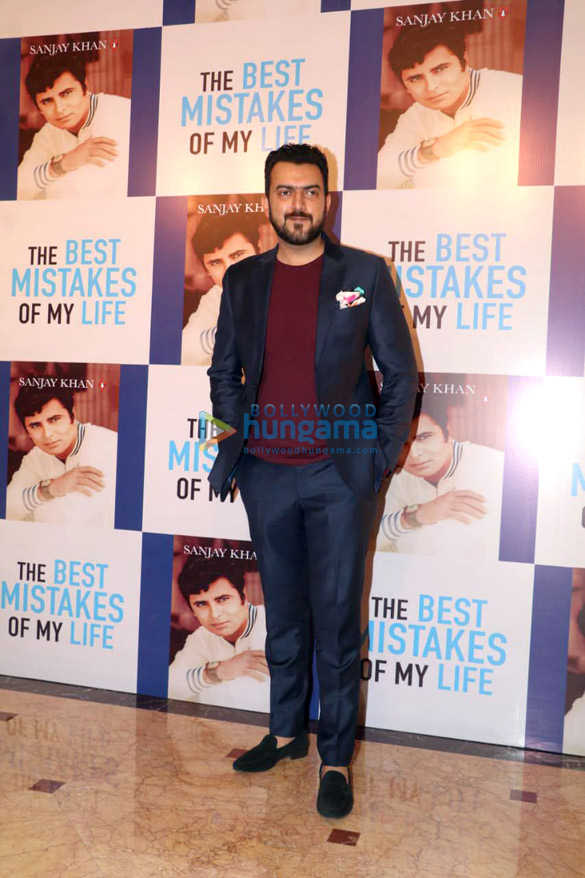 zayed khan sussanne khan hema malini and others snapped at sanjay khans book launch the best mistakes of my life 11