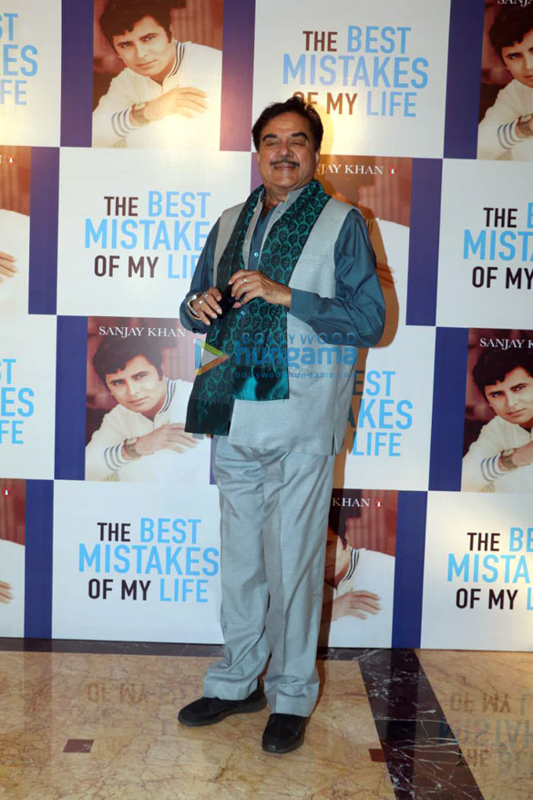 zayed khan sussanne khan hema malini and others snapped at sanjay khans book launch the best mistakes of my life 4
