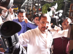Nana Patekar IGNORE Media at Mumbai airport after Tanushree Dutta Controversy