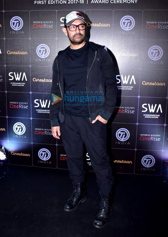 aamir khan snapped attending the finale of the 1st edition of a script contest 1